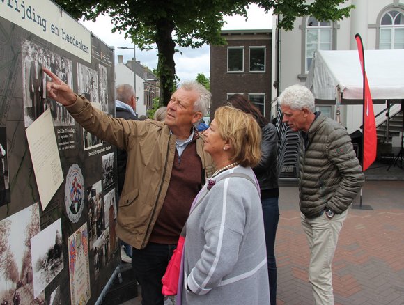 Volop belangstelling voor de tentoonstelling '80 jaar vrijheid'