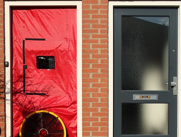 Voordeur klaar voor de lekcheck